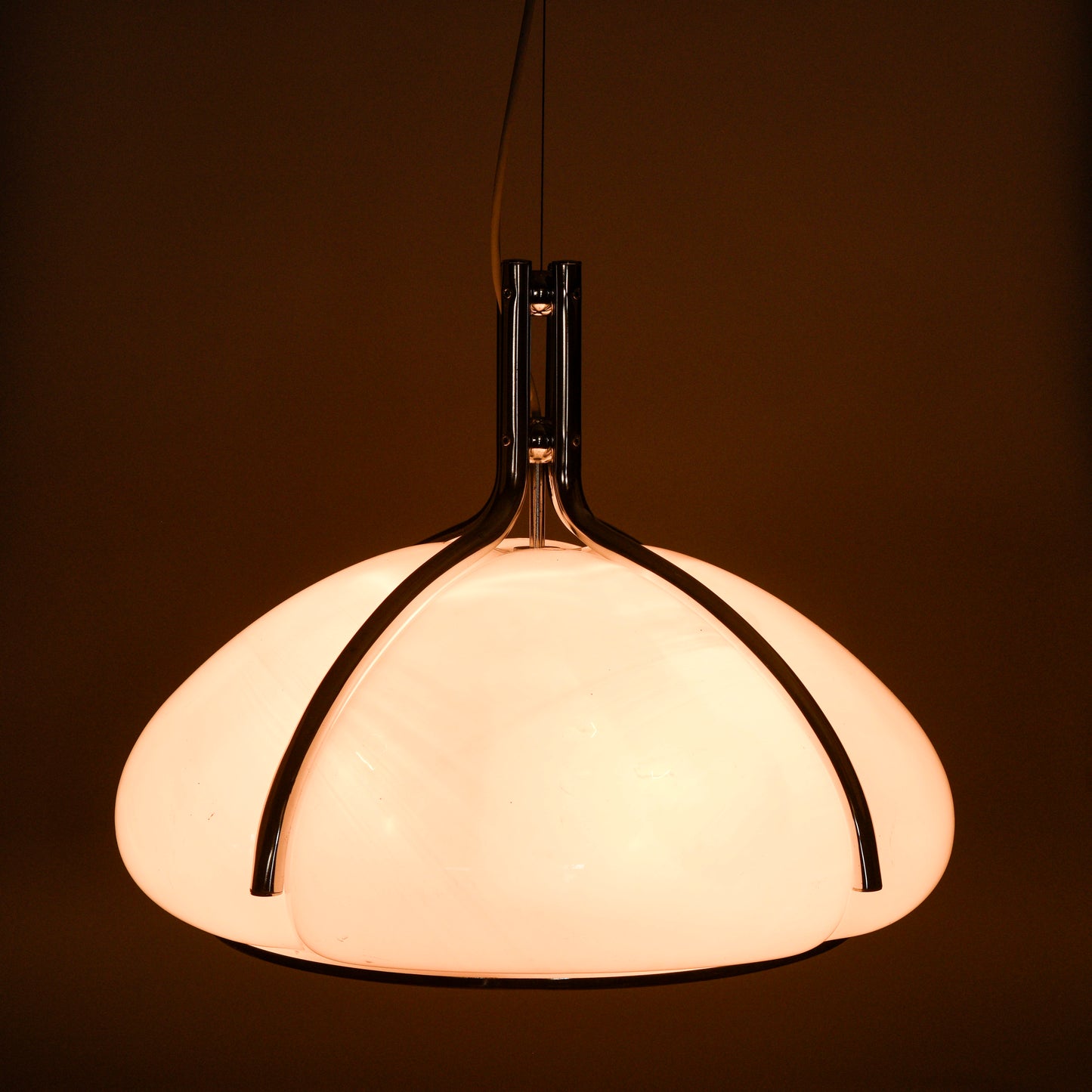 Lampadario Harvey Guzzini Quadrifoglio design anni 70