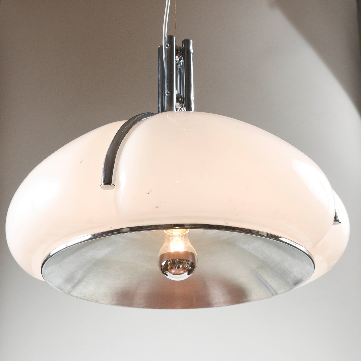 Lampadario Harvey Guzzini Quadrifoglio design anni 70