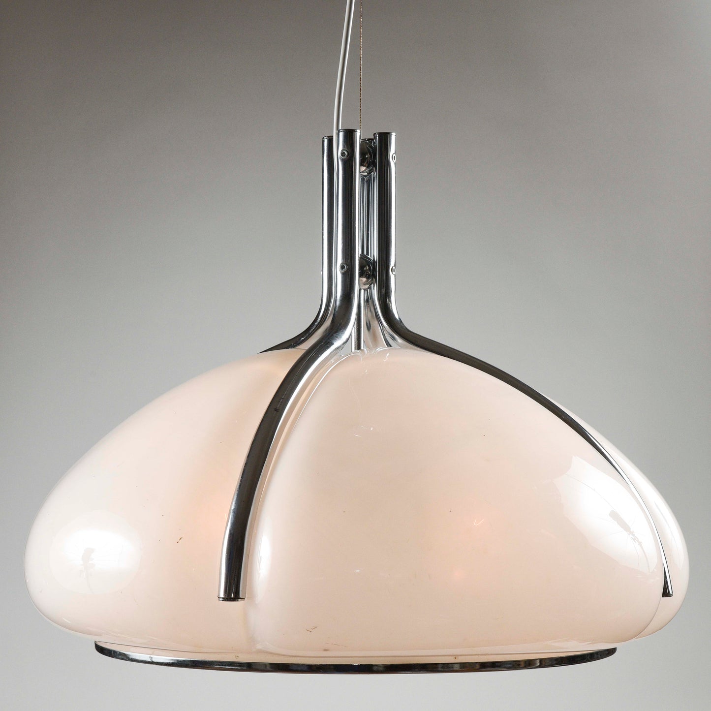 Lampadario Harvey Guzzini Quadrifoglio design anni 70