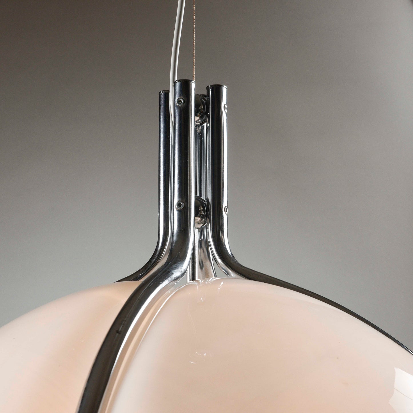 Lampadario Harvey Guzzini Quadrifoglio design anni 70