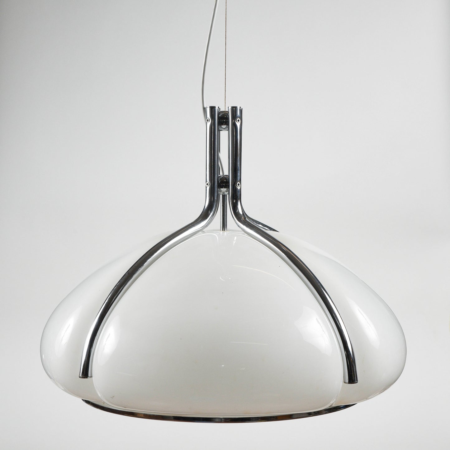 Lampadario Harvey Guzzini Quadrifoglio design anni 70