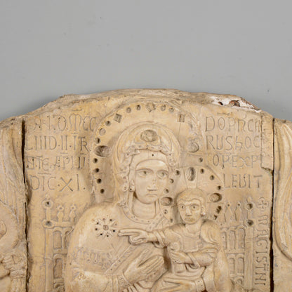 Lunetta in gesso Madonna con Bambino e angeli stile alta epoca XIII secolo