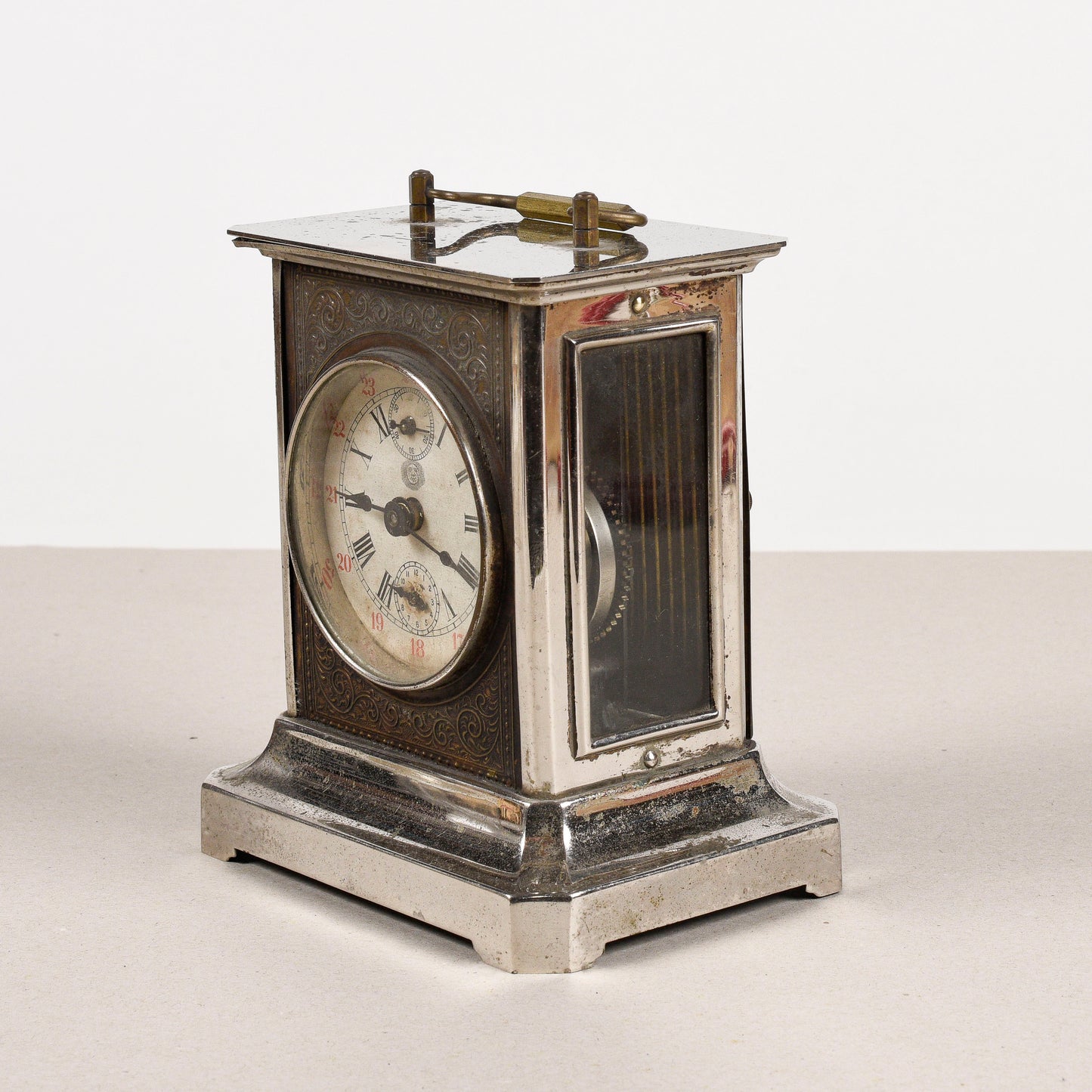 Orologio sveglia cappuccina art deco