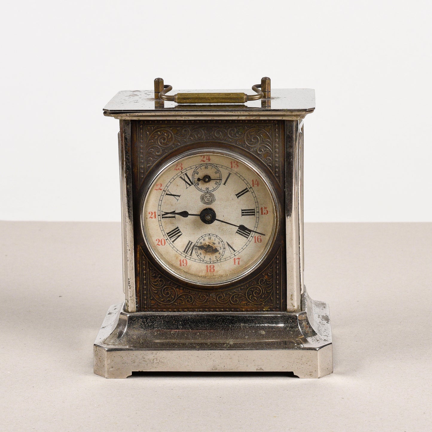 Orologio sveglia cappuccina art deco