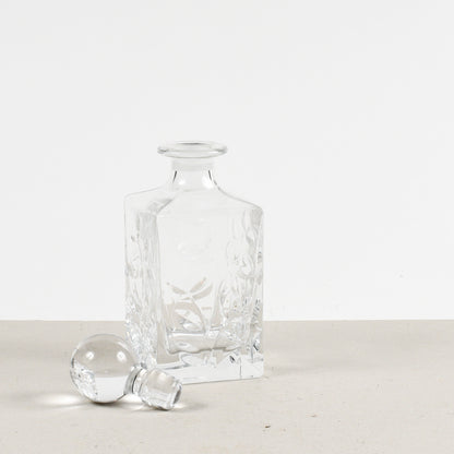 bottiglia da wisky con decoro di foglie a ramo in vetro