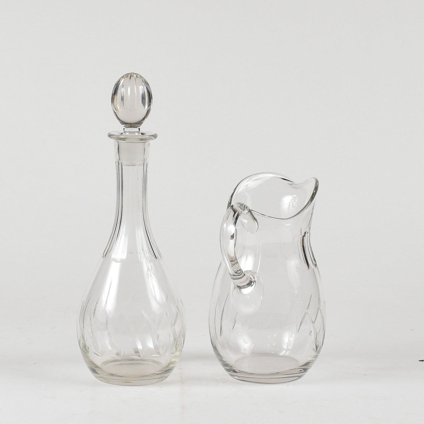 set acqua e vino in vetro smerigliato