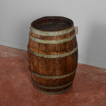 Piccola botte da vino con doghe di legno e fasce metallo XX secolo