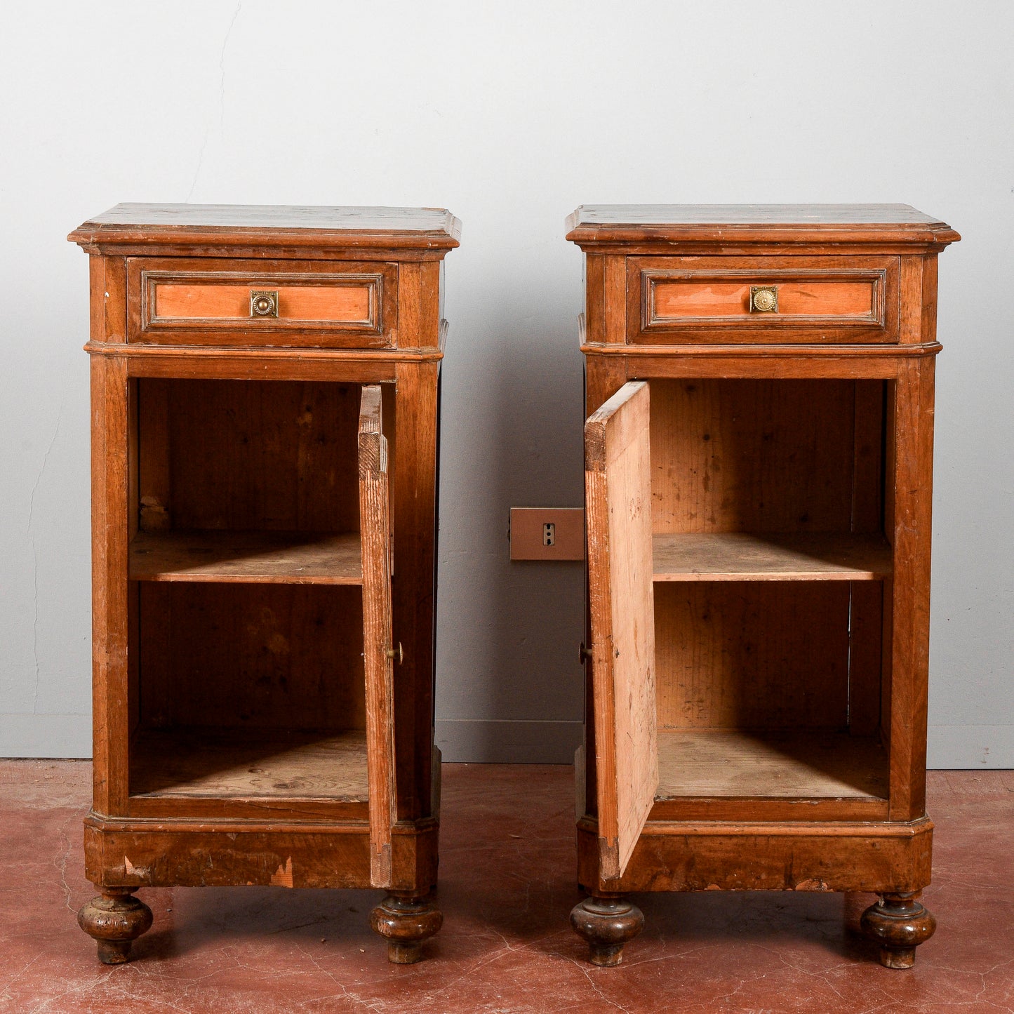Coppia comodini epoca fine XIX secolo