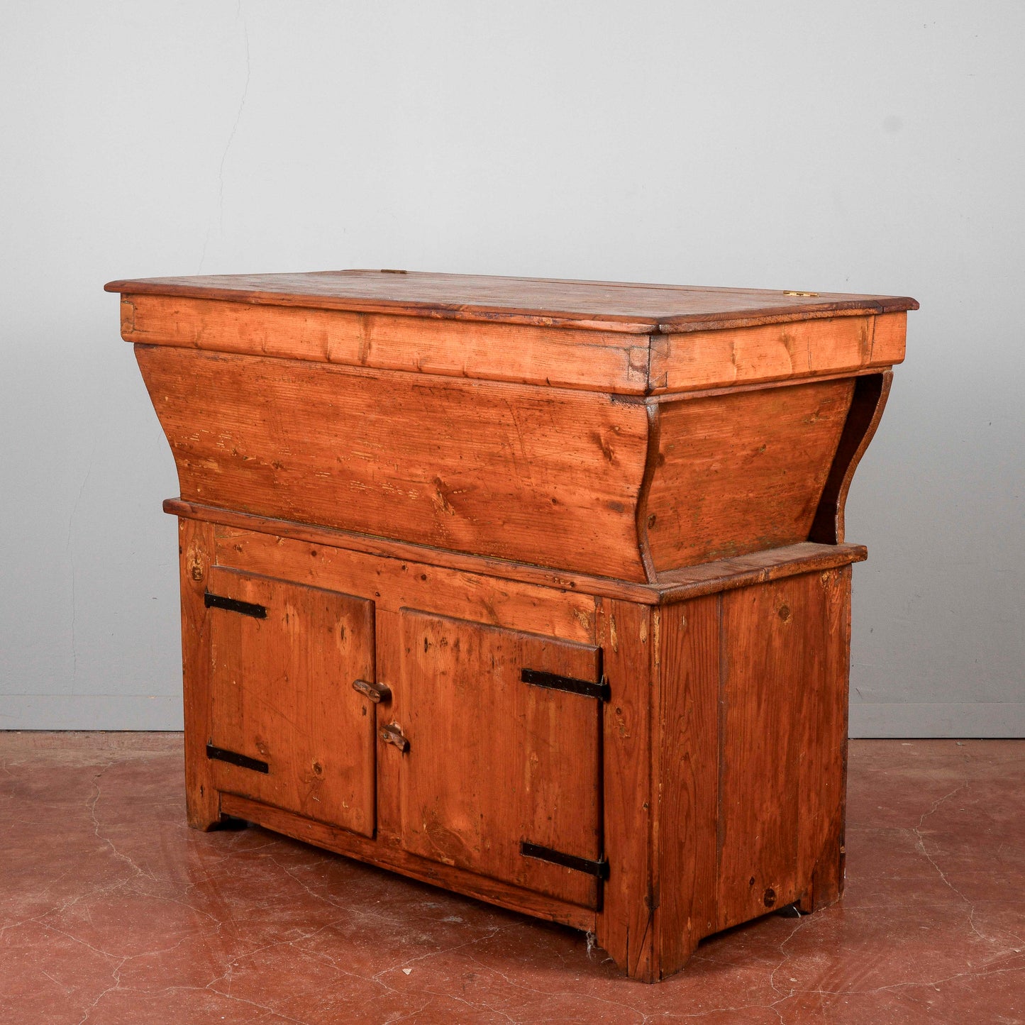 Madia in abete svasata epoca fine XIX secolo