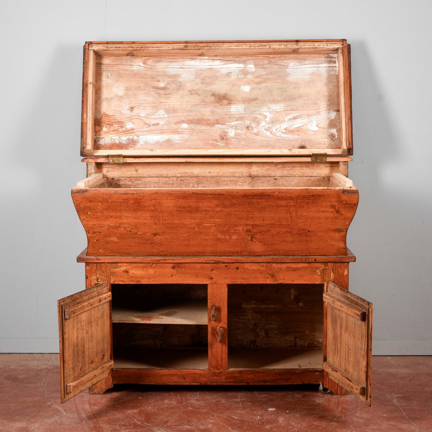 Madia in abete svasata epoca fine XIX secolo