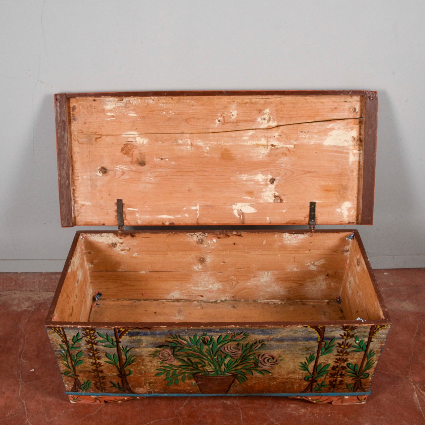 Cassa dipinta in abete epoca primo 900
