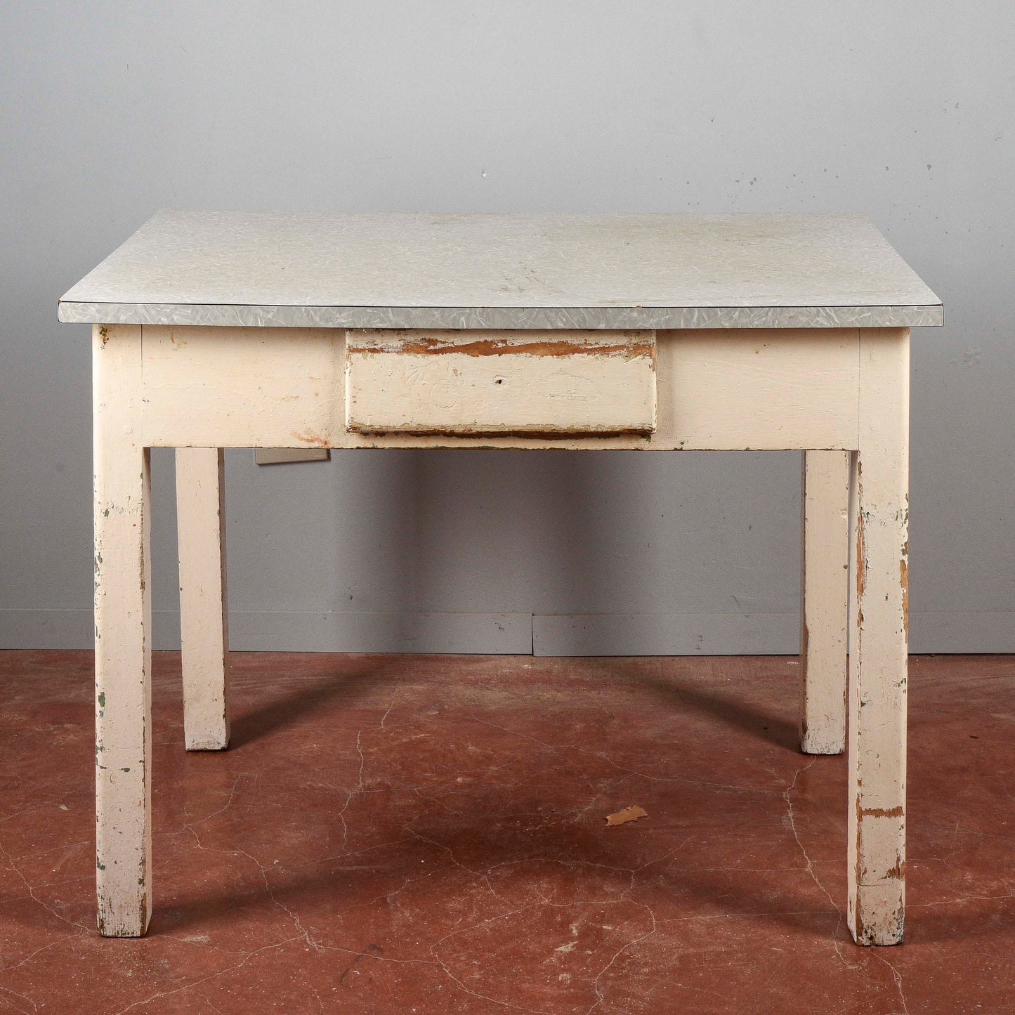 Tavolo da cucina anni 50 con piano in formica
