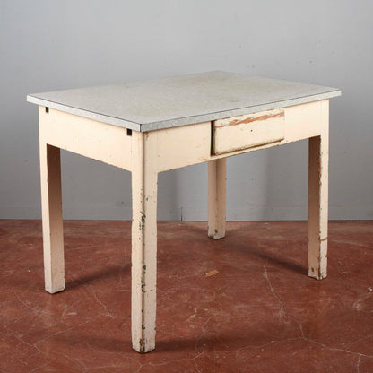 Tavolo da cucina anni 50 con piano in formica