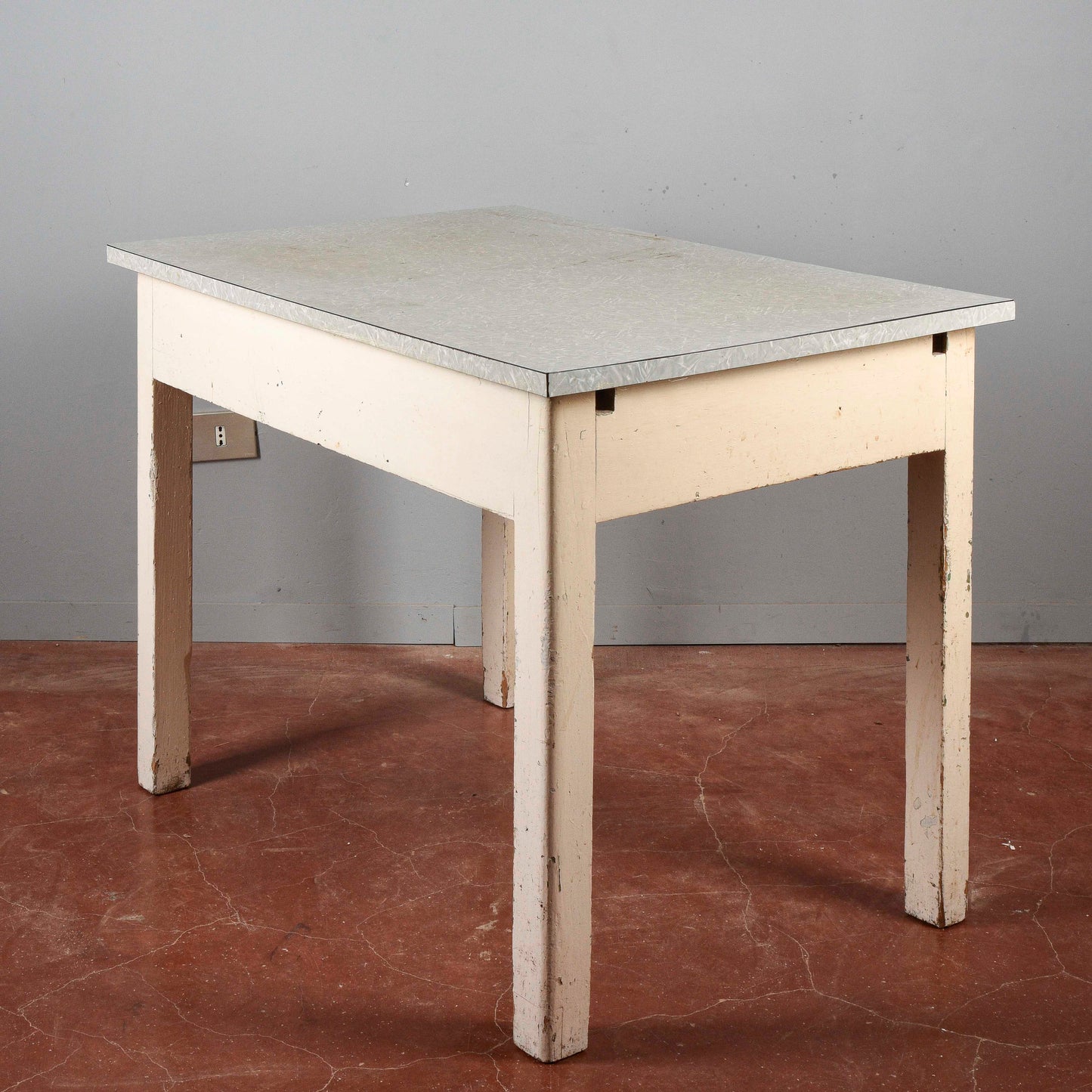 Tavolo da cucina anni 50 con piano in formica