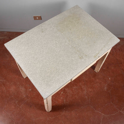 Tavolo da cucina anni 50 con piano in formica