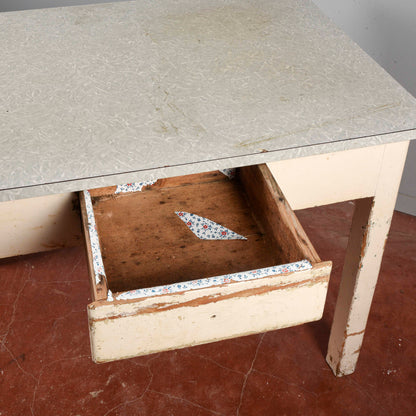 Tavolo da cucina anni 50 con piano in formica