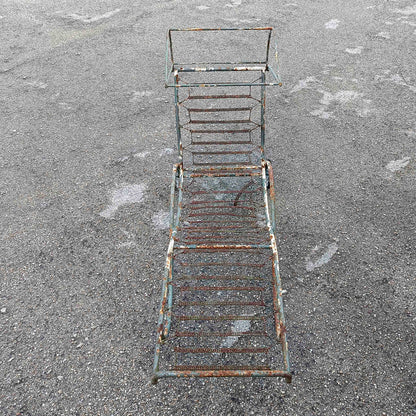 Lettino sdraio chaise-longue in ferro da giardino epoca XX secolo'