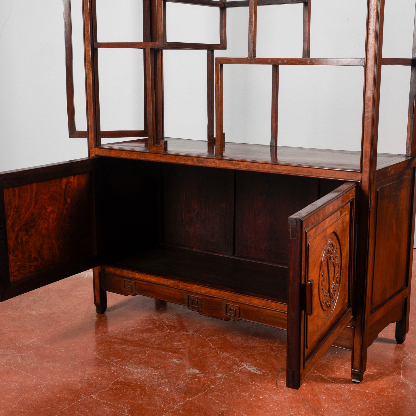 Credenza libreria vetrina teca orientale Art Nouveau