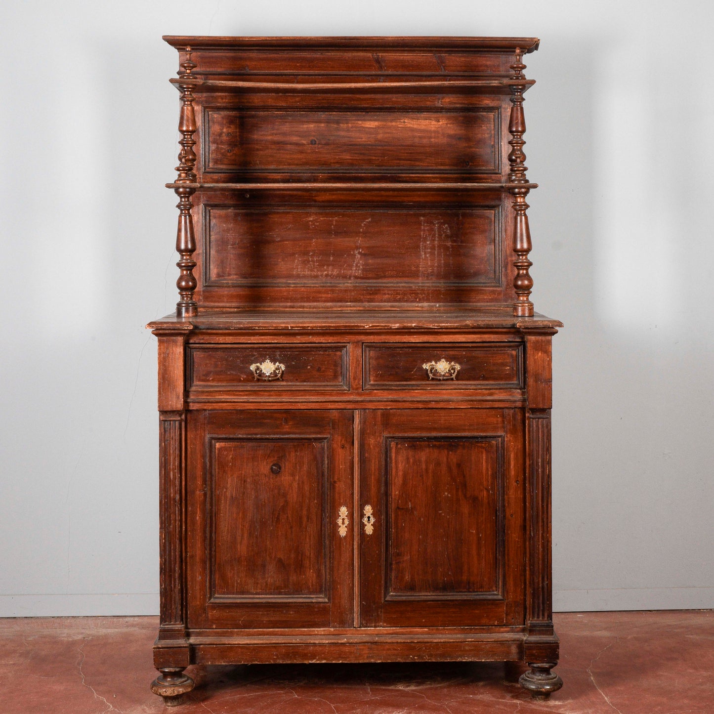 Credenza con piattaia in abete epoca fine XIX secolo