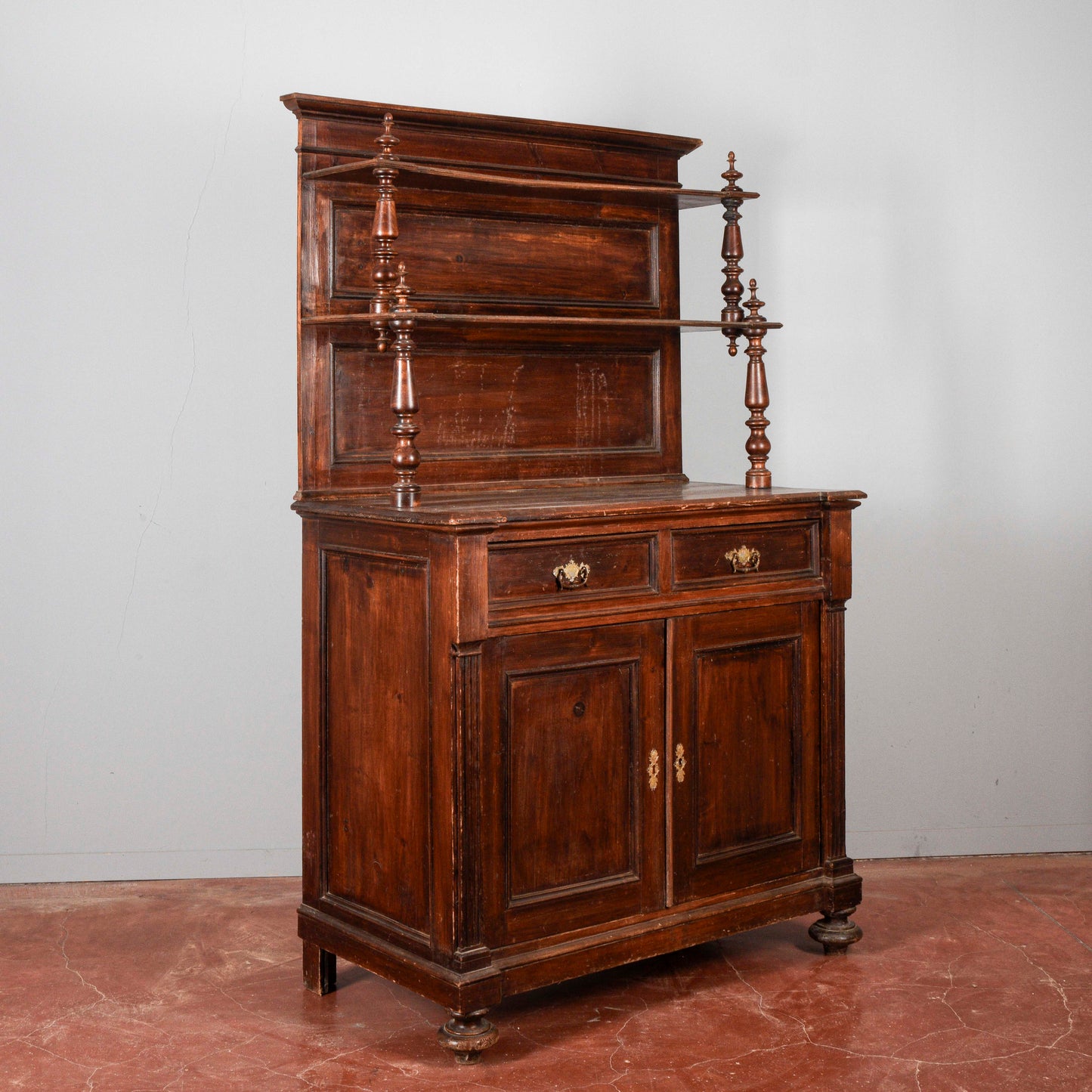 Credenza con piattaia in abete epoca fine XIX secolo