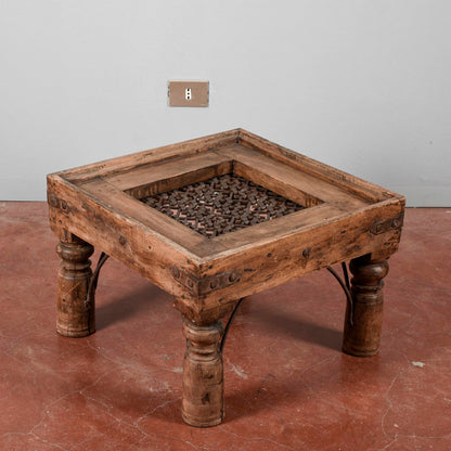 Tavolino da salotto griglia antica di finestra