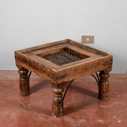 Tavolino da salotto griglia antica di finestra