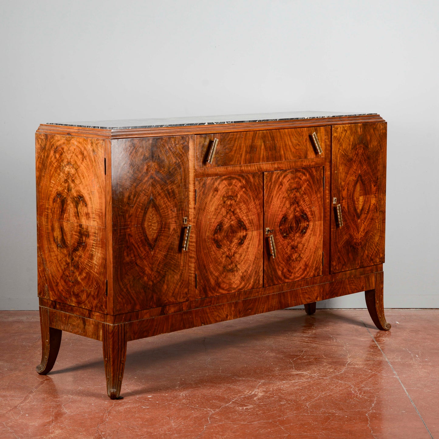 Credenza Art Deco In Radica Di Noce Piano Di Marmo Nero