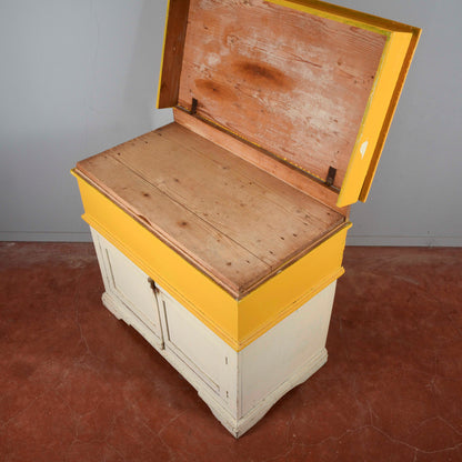 Madia credenza epoca fine XIX secolo in abete bicolore