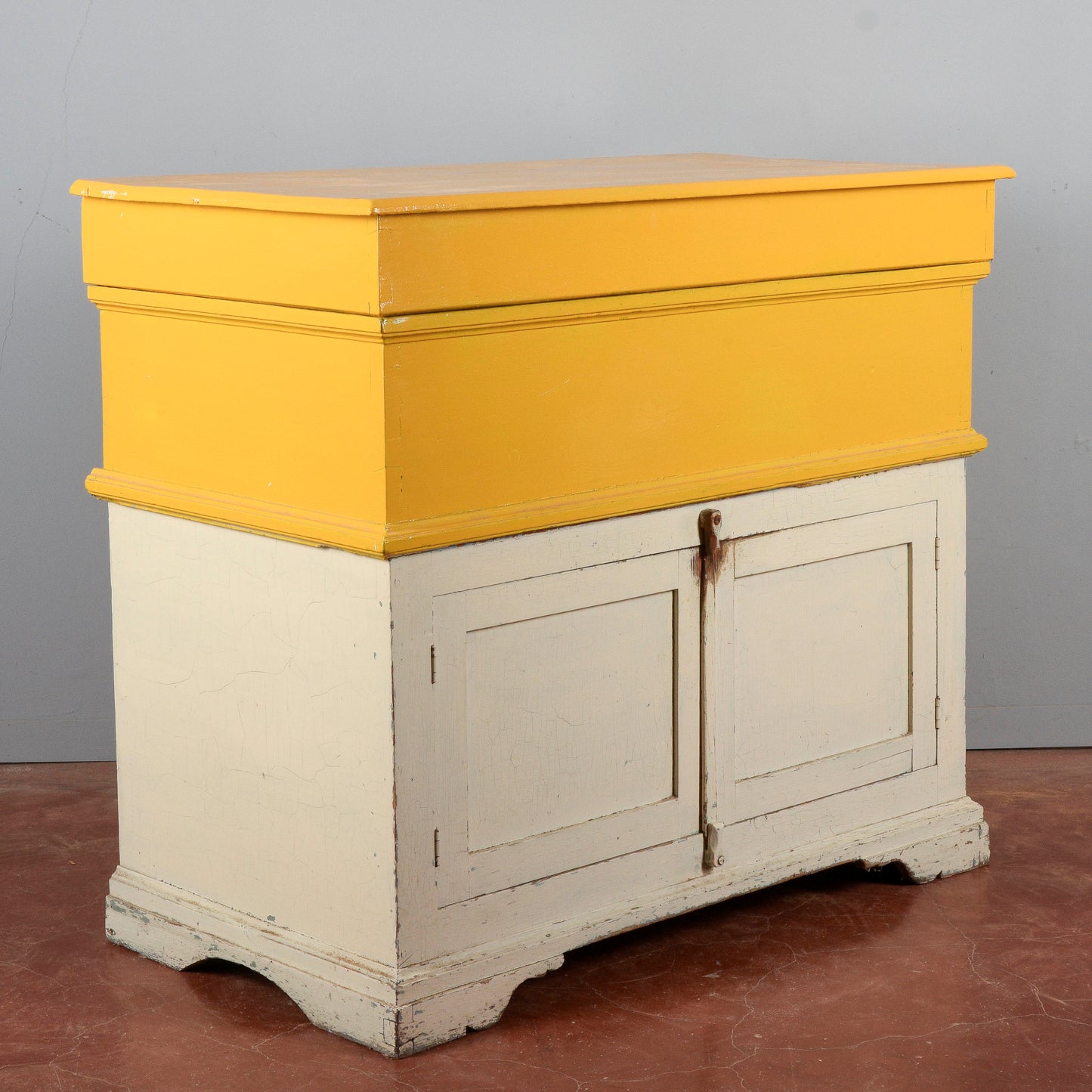 Madia credenza epoca fine XIX secolo in abete bicolore
