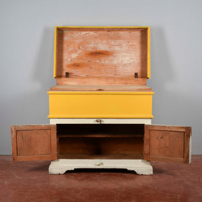 Madia credenza epoca fine XIX secolo in abete bicolore
