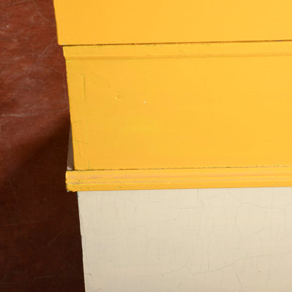Madia credenza epoca fine XIX secolo in abete bicolore