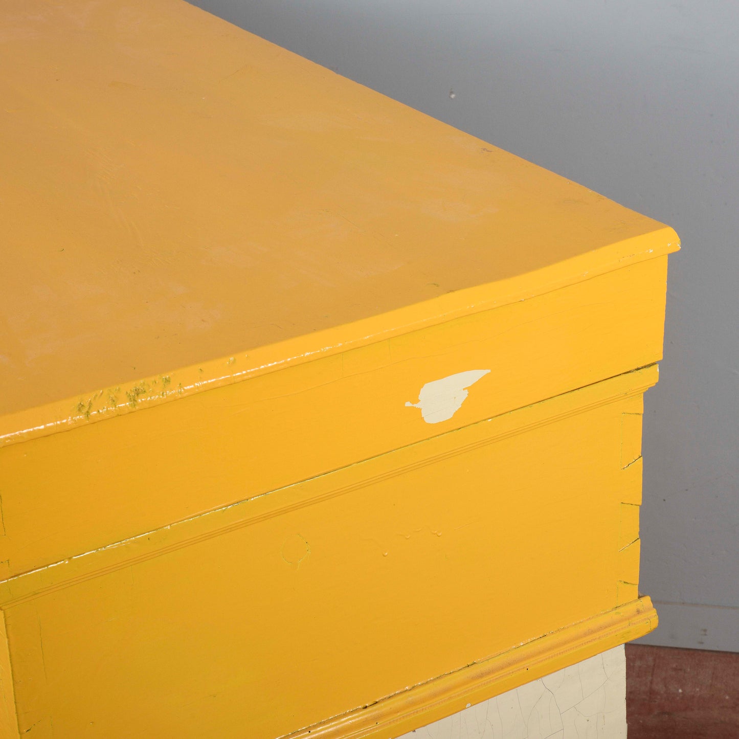 Madia credenza epoca fine XIX secolo in abete bicolore