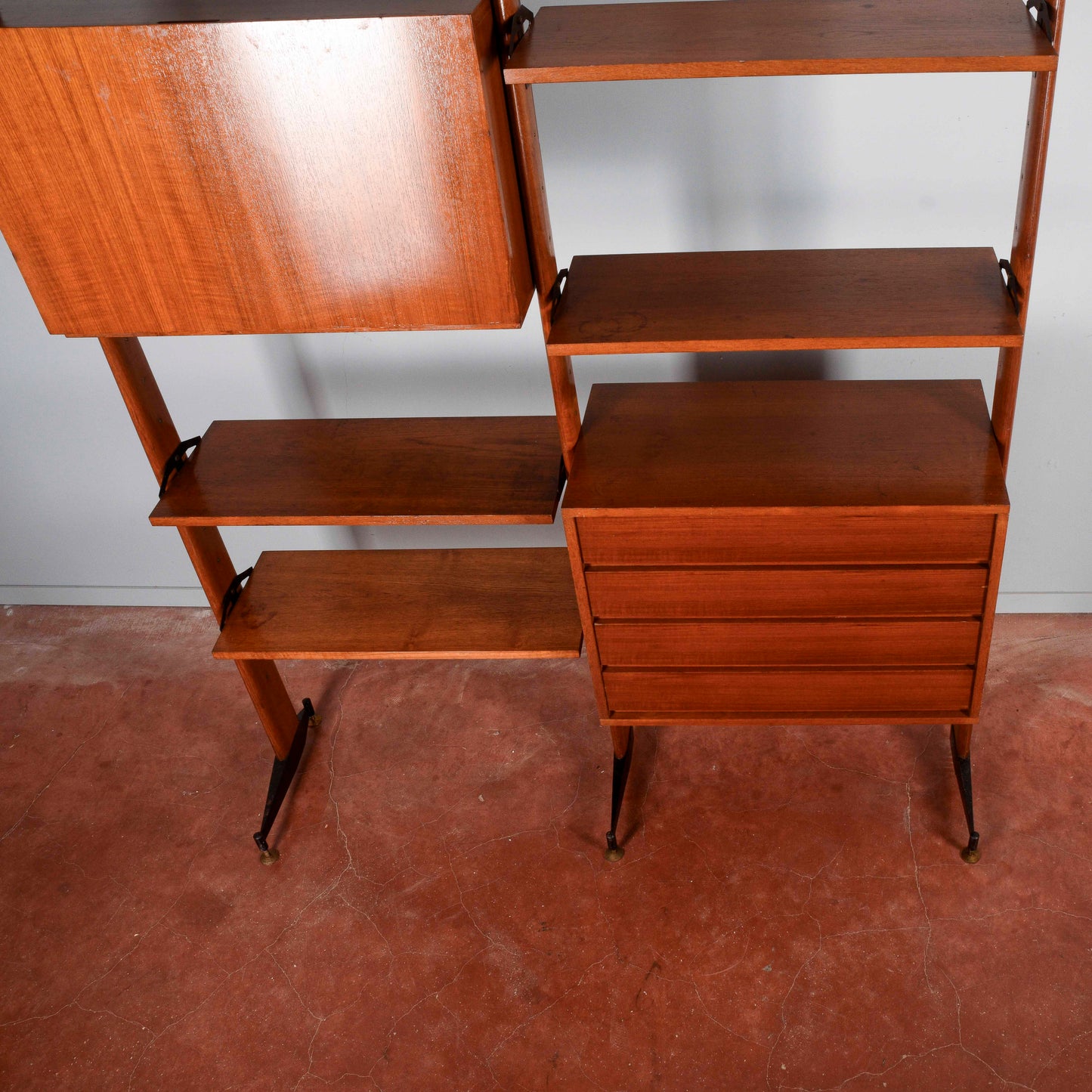 Libreria credenza svedese a giorno vintage