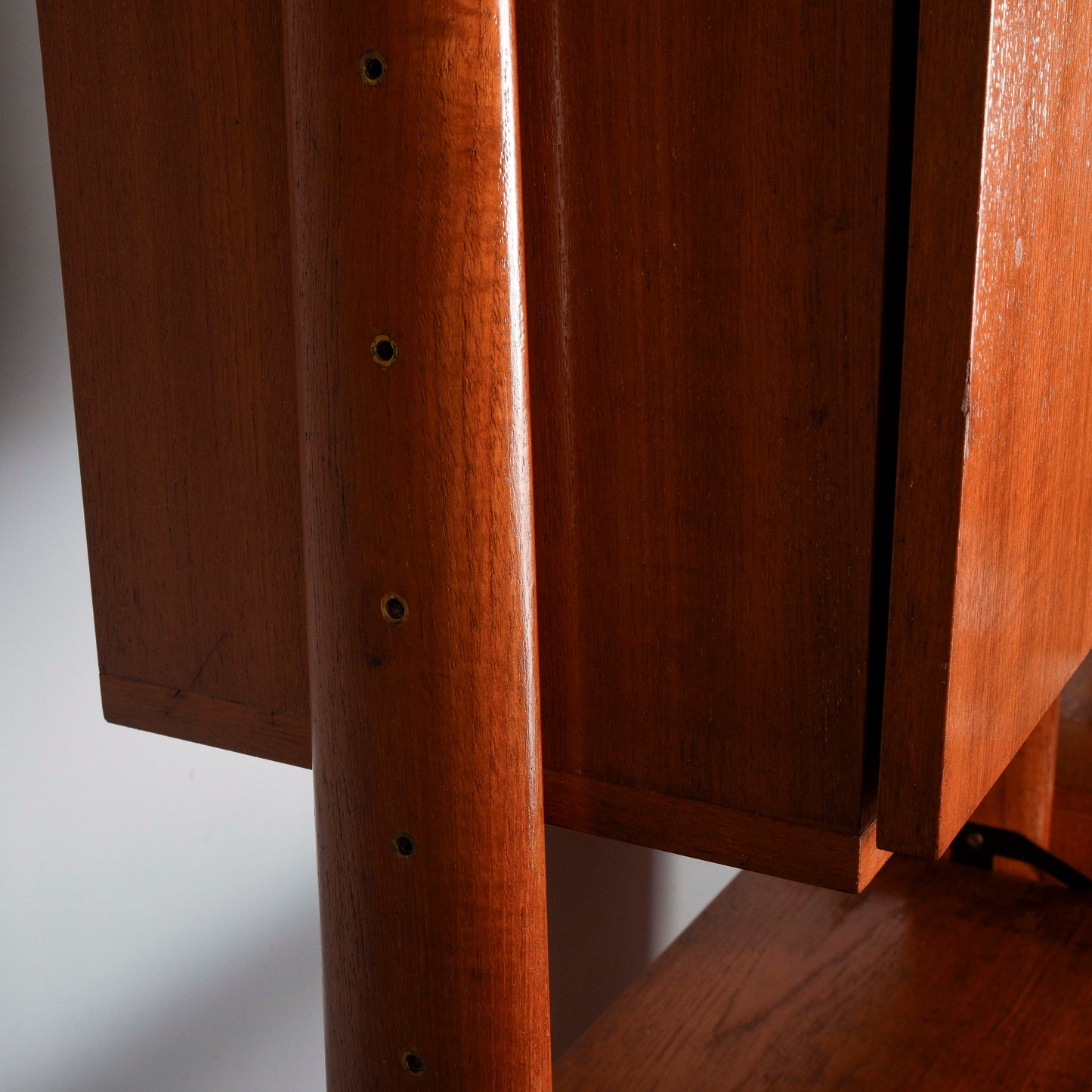 Libreria credenza svedese a giorno vintage