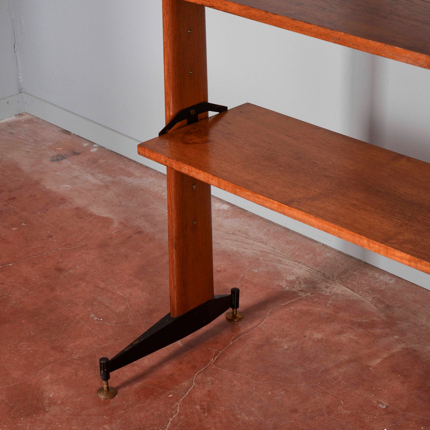 Libreria credenza svedese a giorno vintage