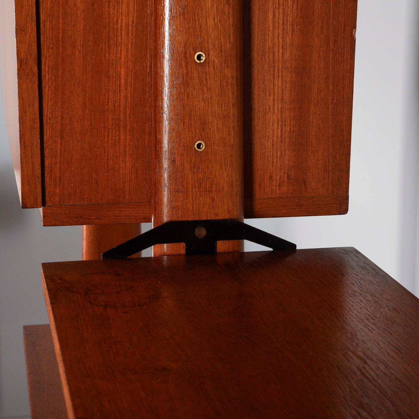 Libreria credenza svedese a giorno vintage