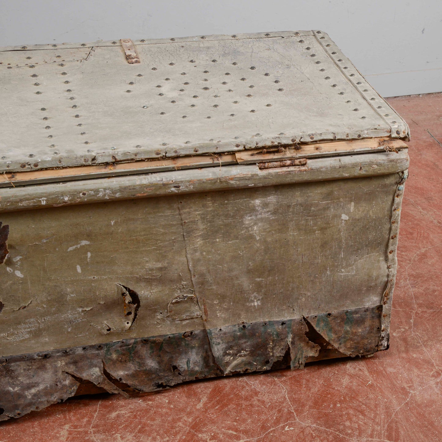 Antico Baule Da Restaurare