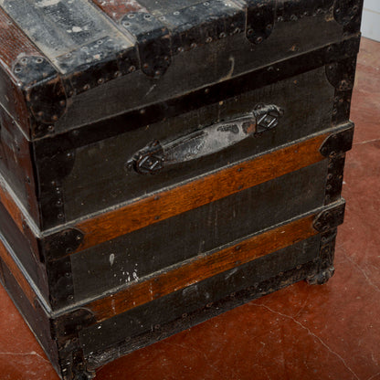 Baule Antico A Fasce