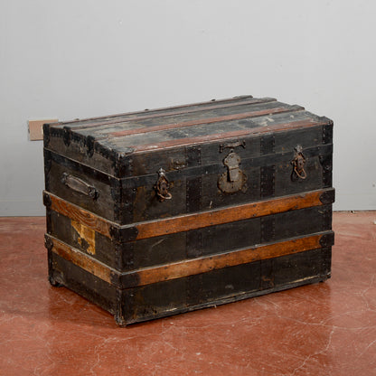 Baule Antico A Fasce