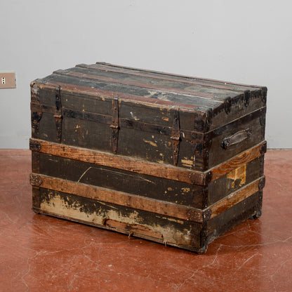 Baule Antico A Fasce