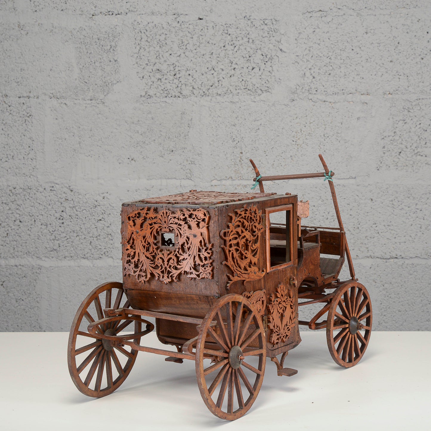 Carrozza portasigarette