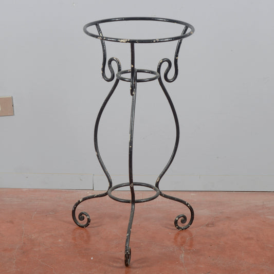 Trespolo lavabo in ferro battuto inizio XX sec