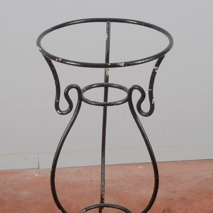 Trespolo lavabo in ferro battuto inizio XX sec