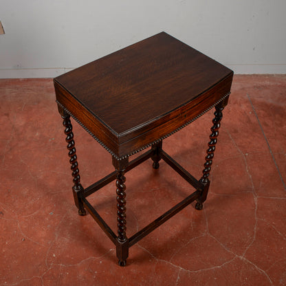 Tavolino apribile piccolo gambe tornite porta gioco porta lavoro XIX secolo
