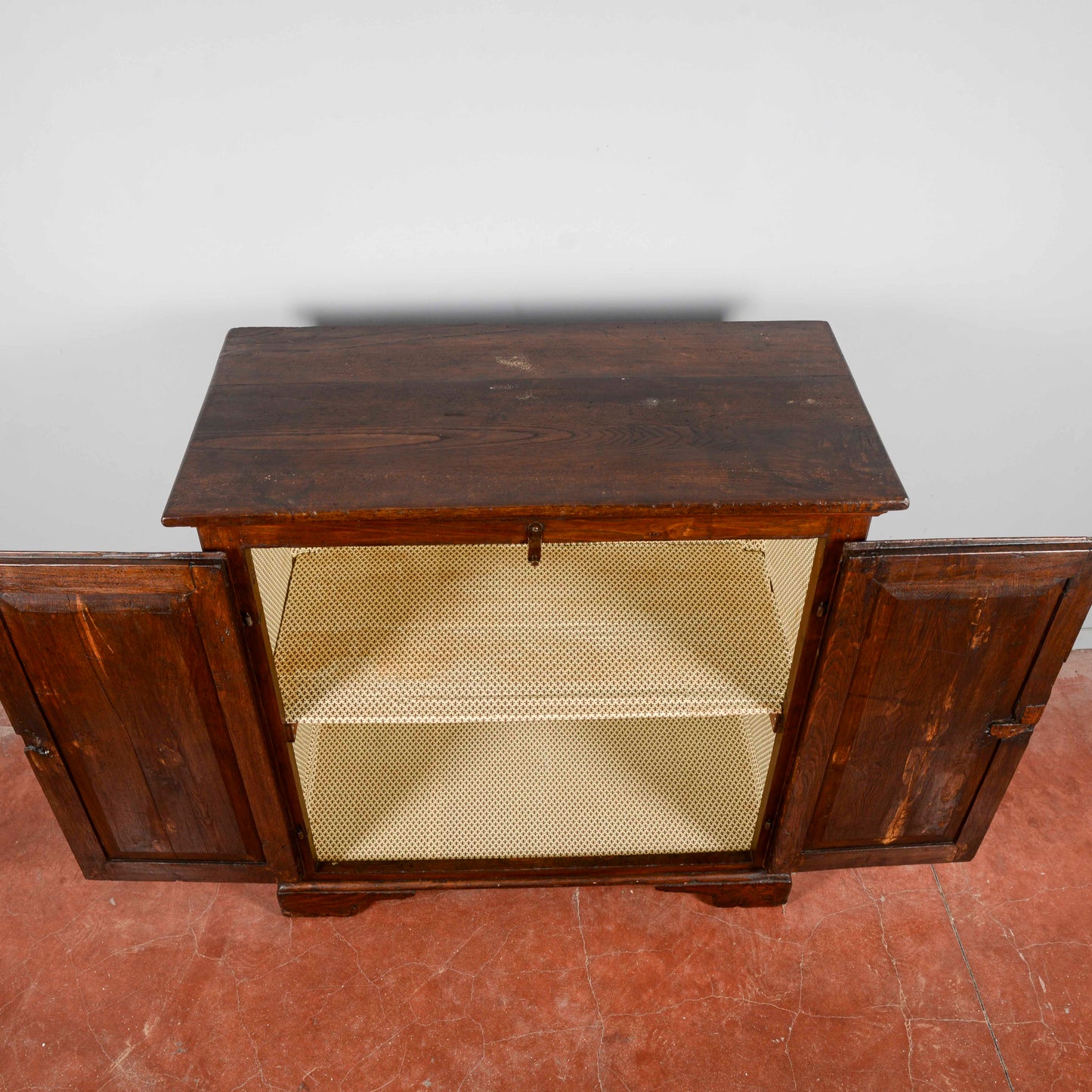 Credenza Restaurata Due Ante Massello