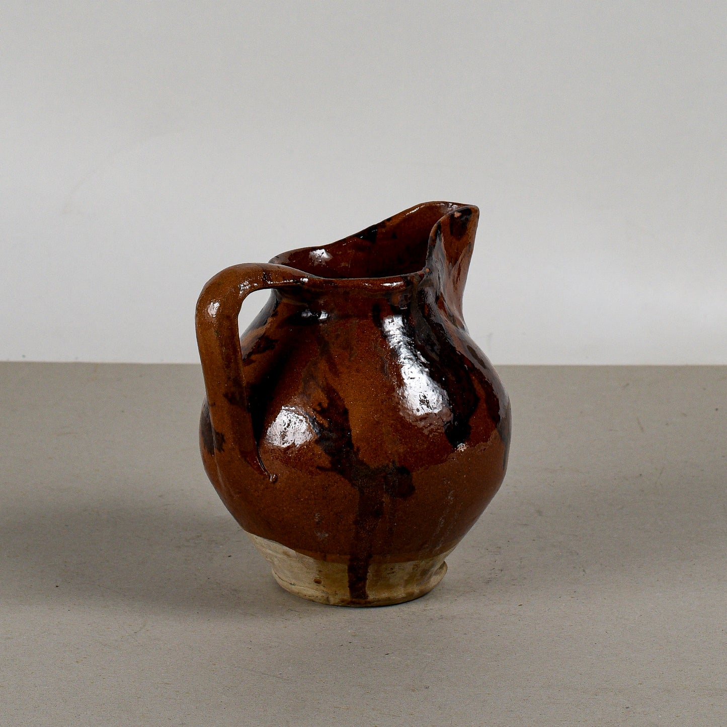 Brocca In Terracotta Smaltata Marrone