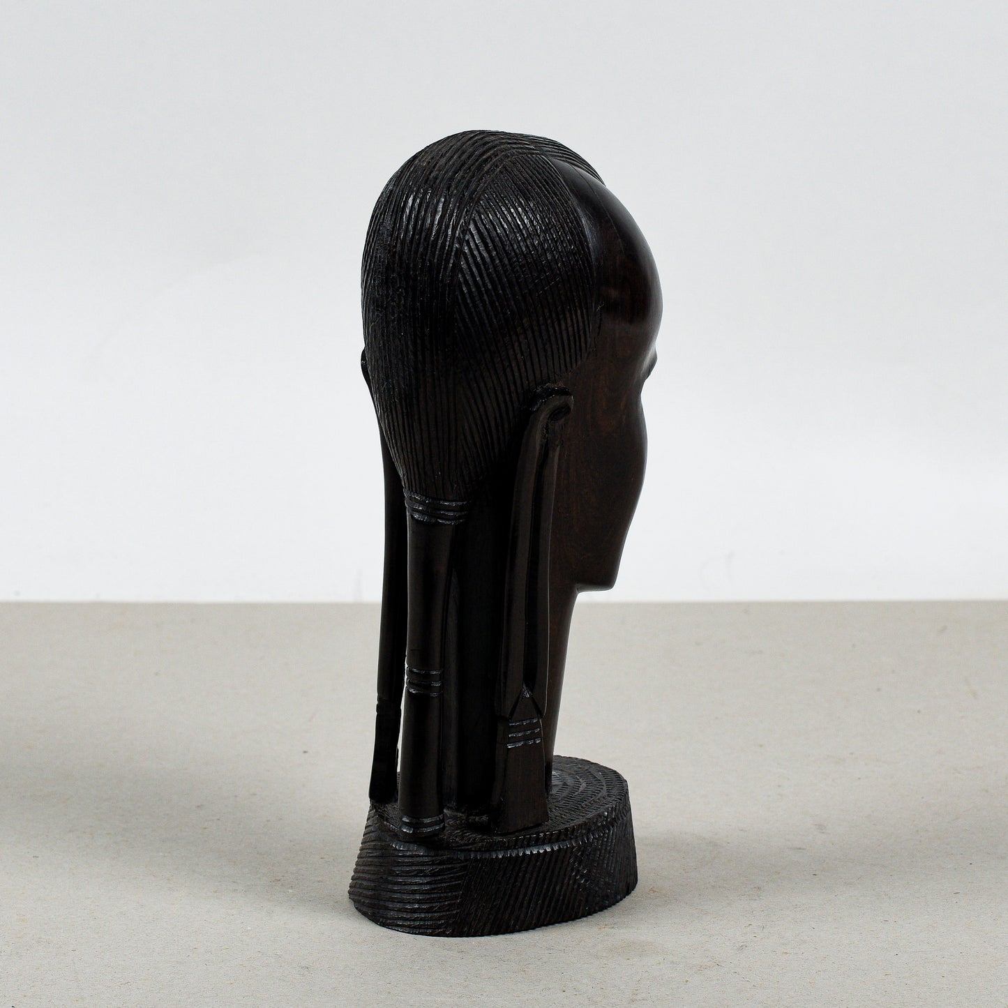 Busto Donna Intagliato Stile Vintage Africano