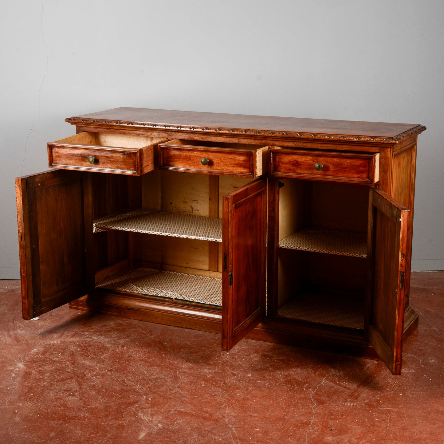 Credenza 3 Ante E Cassetti