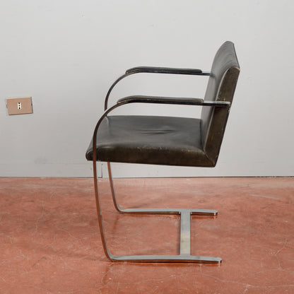 Sedia Mies Van Der Rohe Flat Bar Brno Degli Anni '60 In Acciaio Inox Lucido Con Pelle