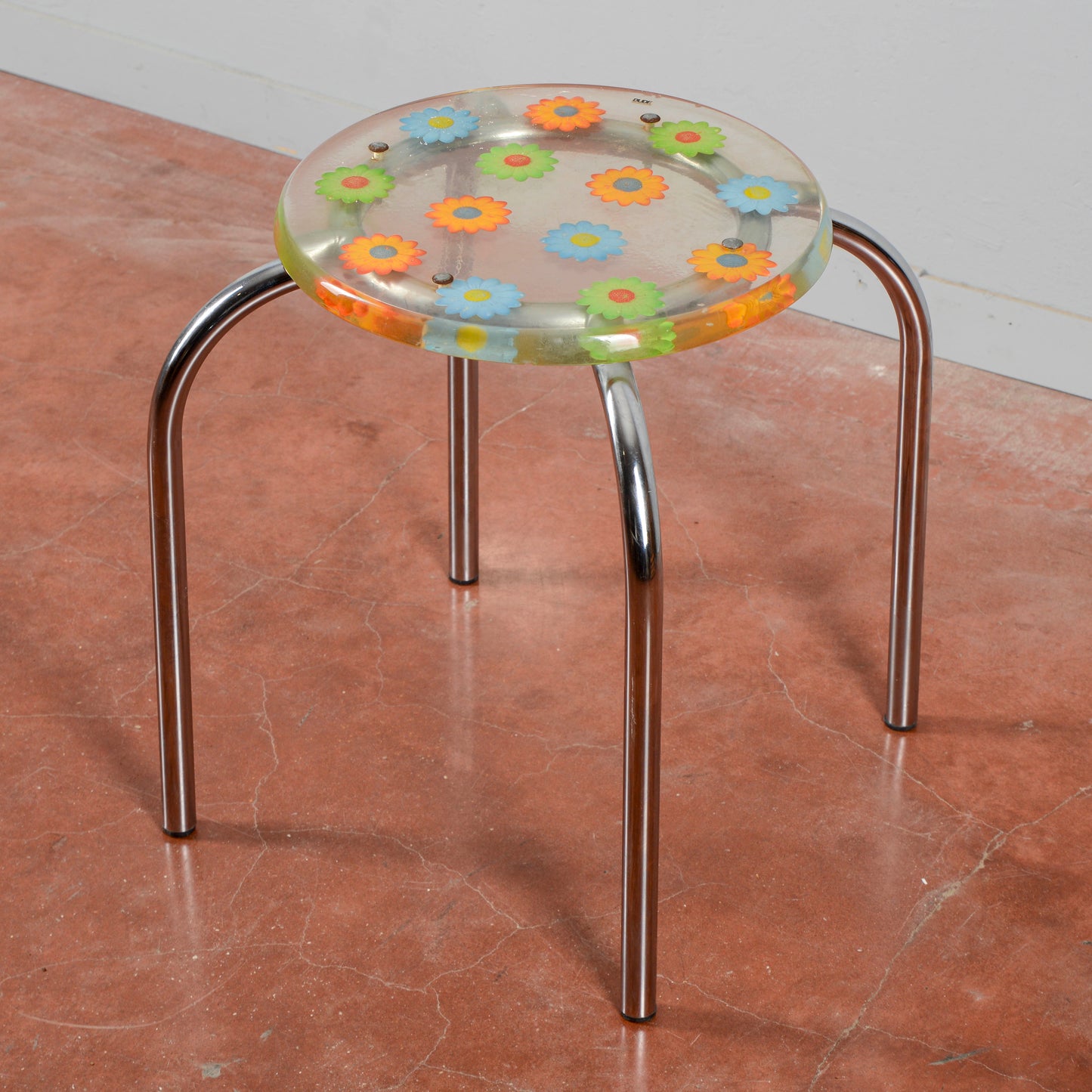 Sgabello Vintage Piano In Resina Con Fiori Dude